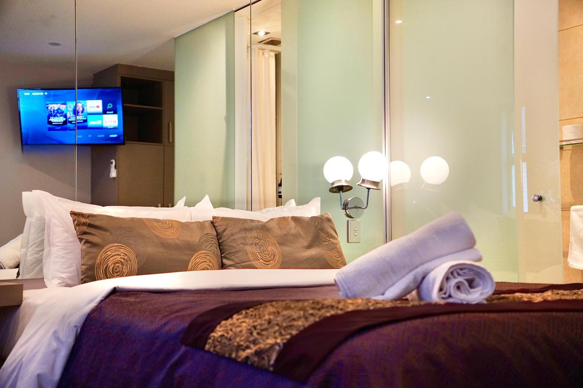 คอมฟี คิว อพาร์ตเมนต์ Aparthotel เมลเบิร์น ภายนอก รูปภาพ