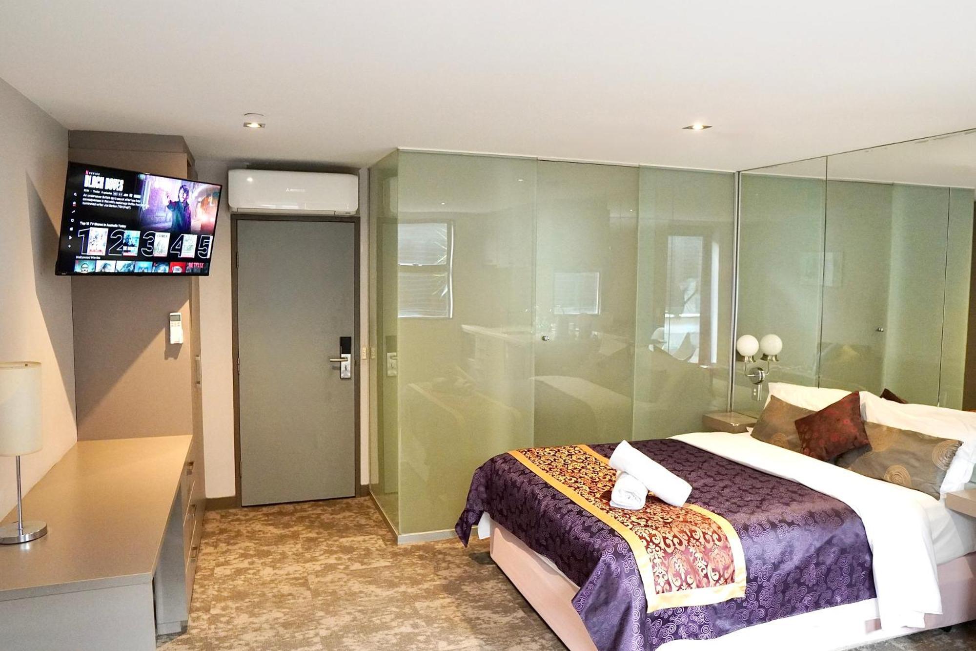 คอมฟี คิว อพาร์ตเมนต์ Aparthotel เมลเบิร์น ภายนอก รูปภาพ
