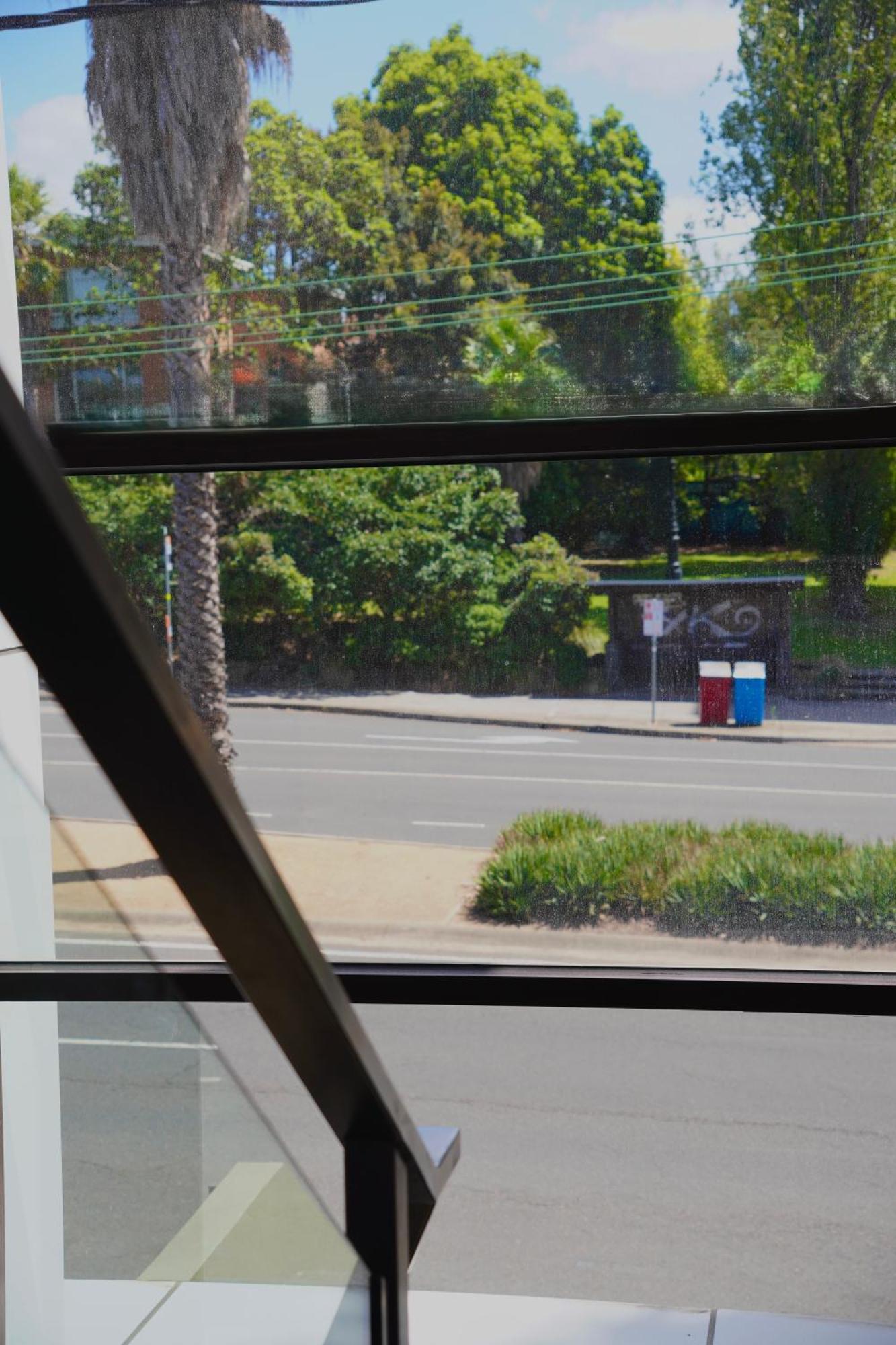 คอมฟี คิว อพาร์ตเมนต์ Aparthotel เมลเบิร์น ภายนอก รูปภาพ