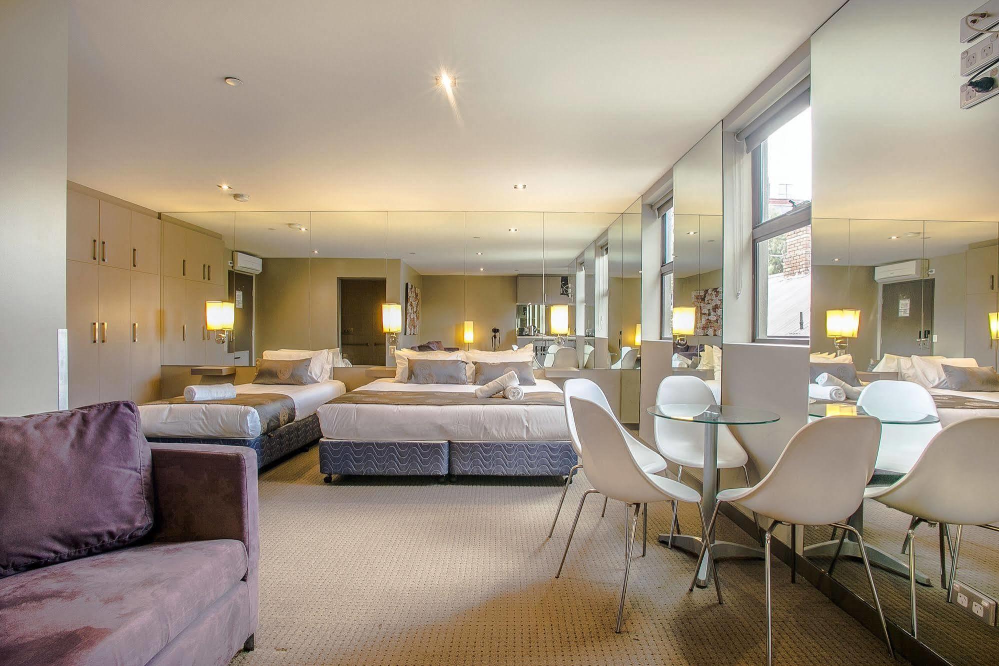 คอมฟี คิว อพาร์ตเมนต์ Aparthotel เมลเบิร์น ภายนอก รูปภาพ
